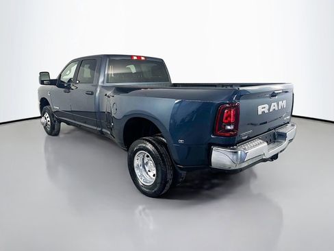 New 2026 RAM 3500 Big Horn AWD/4WD image 5