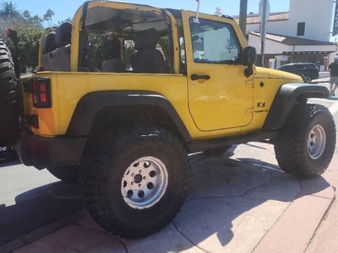 Used 2009 Jeep Wrangler X AWD/4WD image 4