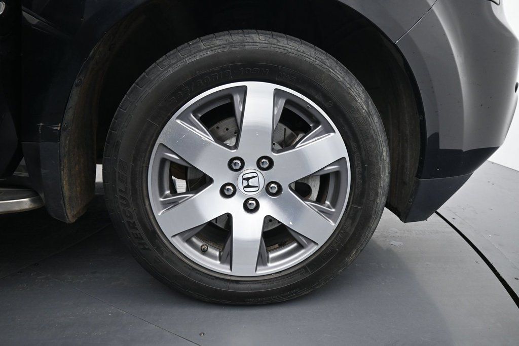 Used 2015 Honda Pilot Touring image 11