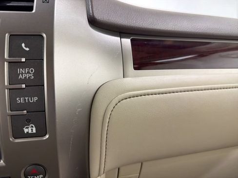 Used 2018 Lexus GX 460 Premium w/ Premium Package AWD/4WD image 37