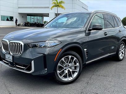 New 2026 BMW X5 xDrive50e w/ Premium Package