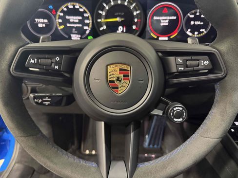 Used 2022 Porsche 911 GT3 RWD image 43
