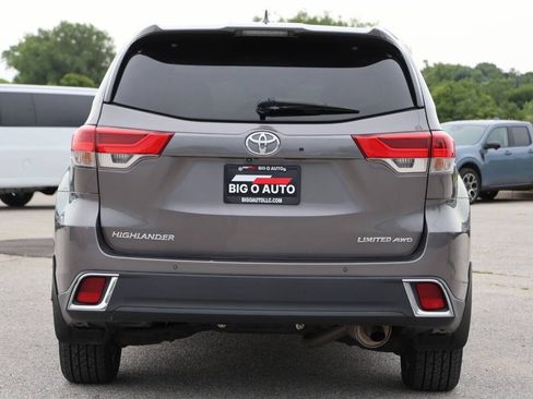 Used 2018 Toyota Highlander Limited AWD/4WD image 10