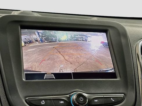 Used 2024 Chevrolet Equinox LT AWD/4WD image 13