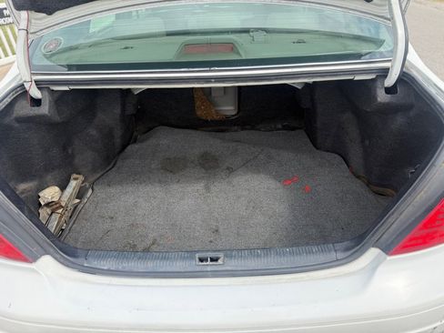Used 2001 Toyota Avalon XLS FWD image 15