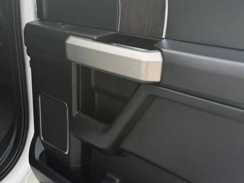 Used 2021 Ford F250 Lariat w/ Lariat Ultimate Package image 18