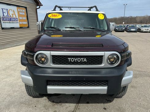 Used 2007 Toyota FJ Cruiser 4WD image 2