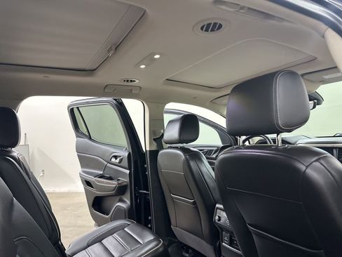 Used 2020 GMC Acadia Denali w/ Denali Ultimate Package image 22