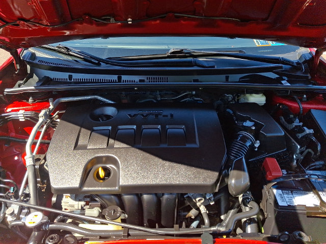 Used 2018 Toyota Corolla LE FWD image 26