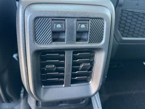 New 2026 Ford Bronco Badlands w/ Sasquatch Package AWD/4WD image 5