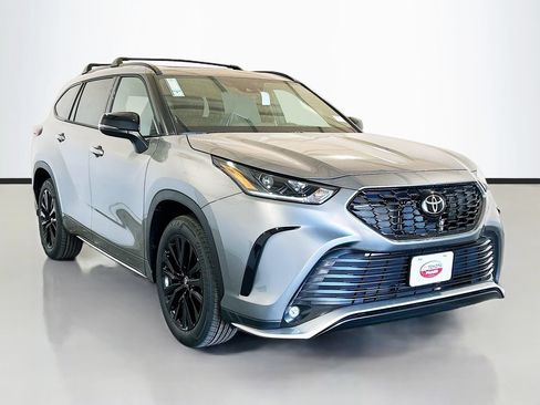 New 2026 Toyota Highlander XSE AWD/4WD image 3