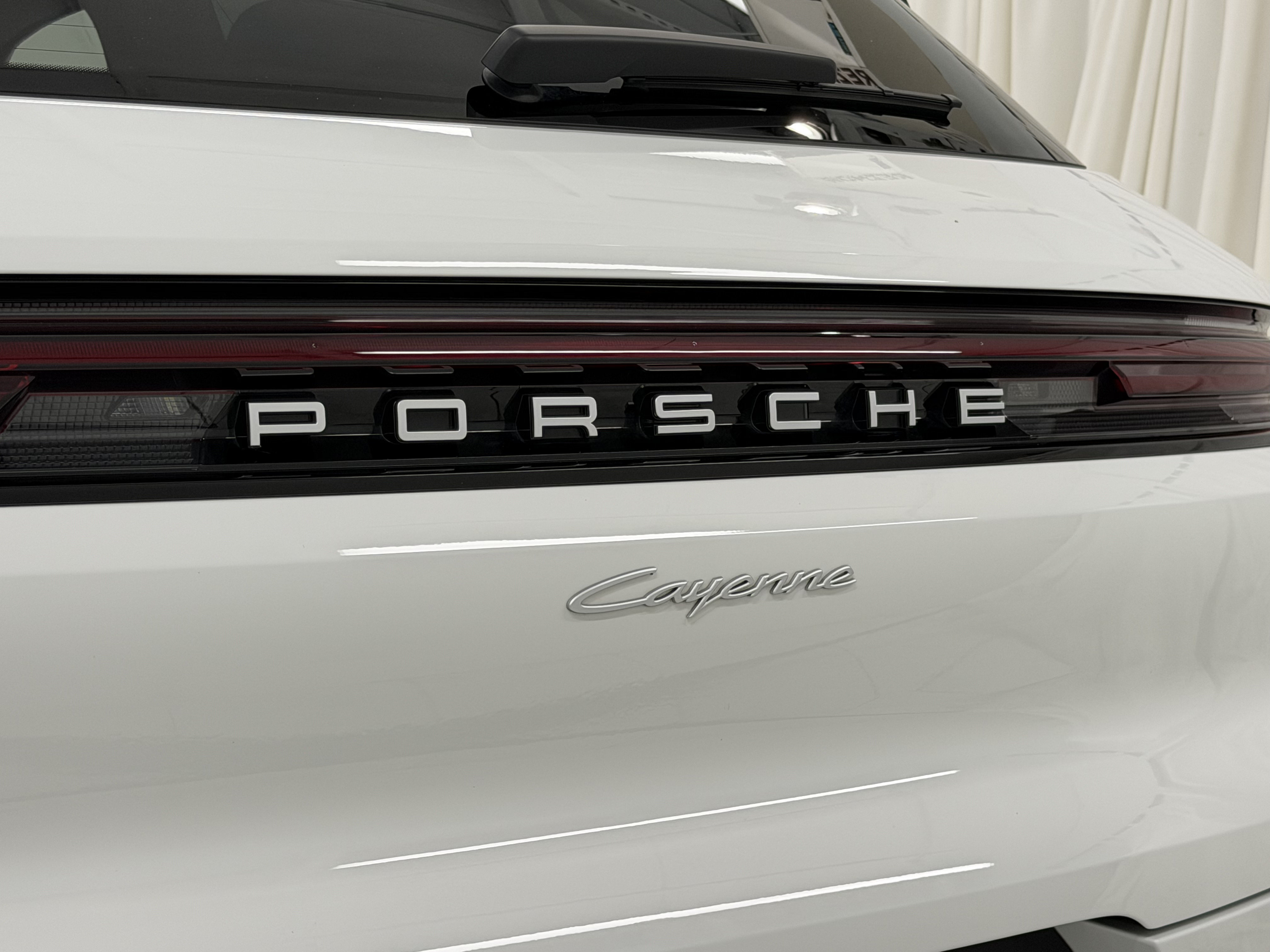 Certified 2024 Porsche Cayenne AWD/4WD image 65