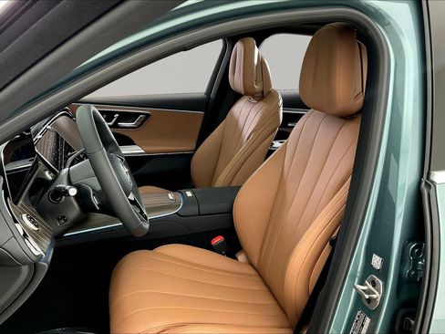 New 2026 Mercedes-Benz E 350 4MATIC Sedan image 16