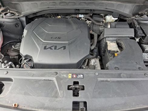 Used 2024 Kia Telluride S image 29