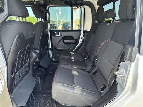 Used 2023 Jeep Gladiator Mojave w/ Cold Weather Group AWD/4WD image 21