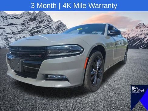 Used 2023 Dodge Charger SXT w/ Blacktop Package AWD/4WD image 2