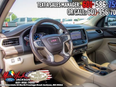 Used 2019 GMC Acadia Denali w/ Technology Package FWD image 6
