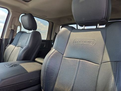 Used 2018 RAM 2500 Laramie w/ Sport Appearance Group AWD/4WD image 10