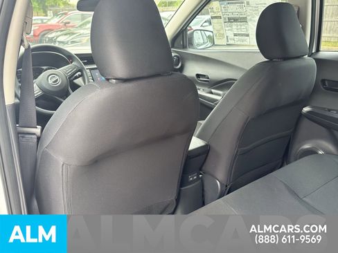 Used 2025 Nissan Kicks Play S image 22