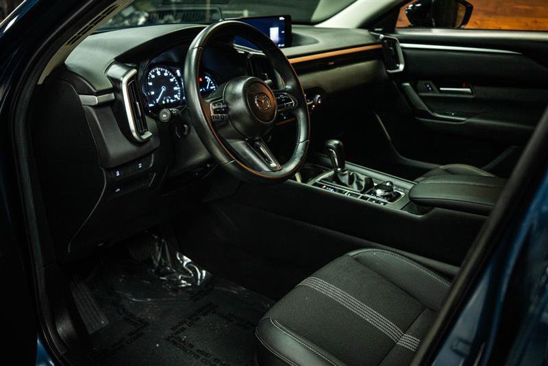 Used 2025 MAZDA CX-50 AWD 2.5 S w/ Premium Package image 9