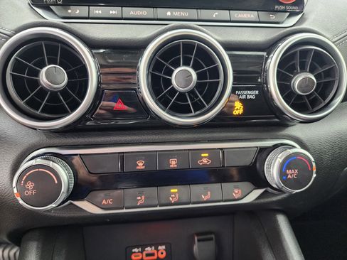 Used 2023 Nissan Sentra SV image 46