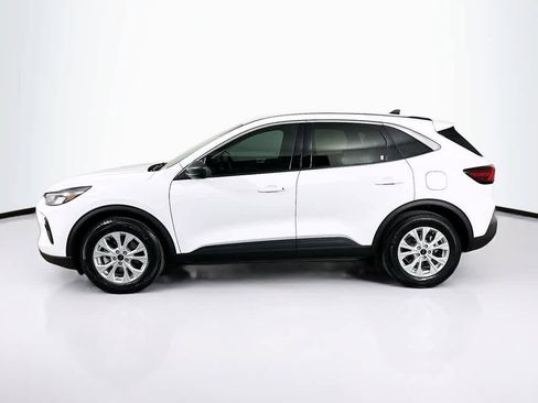 Certified 2024 Ford Escape Active image 3