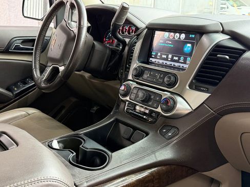 Used 2019 Chevrolet Suburban LT w/ Texas Edition Package image 20