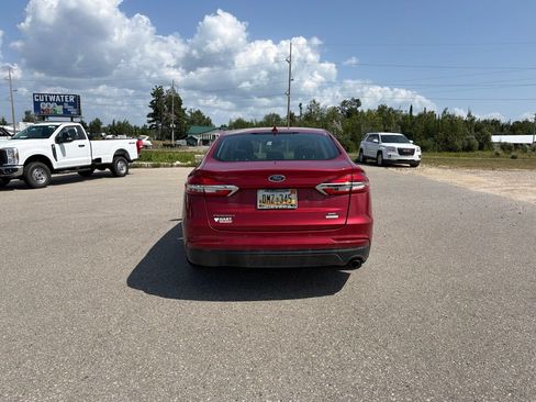 Used 2020 Ford Fusion SE FWD image 9