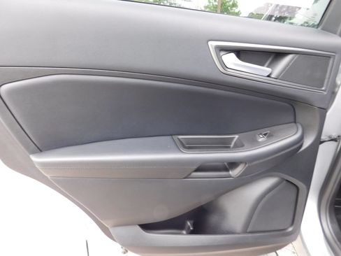 Used 2022 Ford Edge SE AWD/4WD image 10