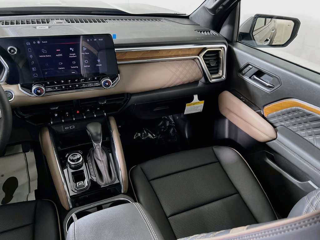 New 2026 GMC Canyon Denali AWD/4WD image 19