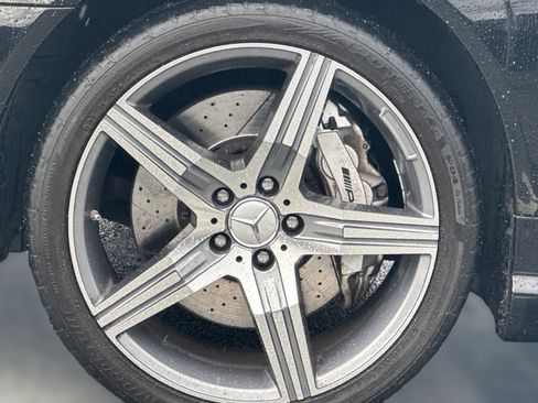 Used 2011 Mercedes-Benz SL 63 AMG image 12