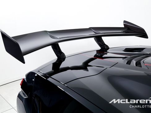 Used 2026 Chevrolet Corvette ZR1 w/ ZR1 Carbon Fiber Aero Package RWD image 33