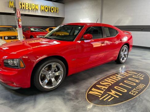 Used 2008 Dodge Charger R/T image 2