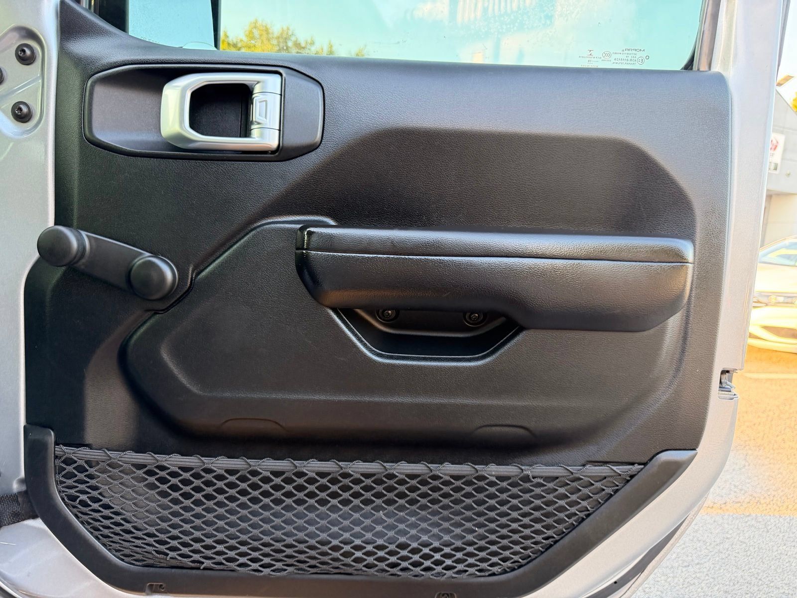 Used 2018 Jeep Wrangler Unlimited Sport AWD/4WD image 32
