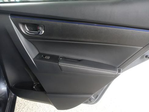 Used 2018 Toyota Corolla XSE FWD image 23