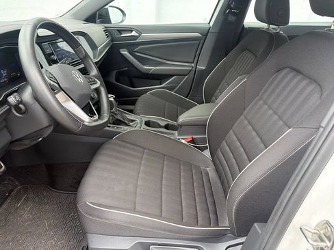 Used 2024 Volkswagen Jetta Sport FWD image 8