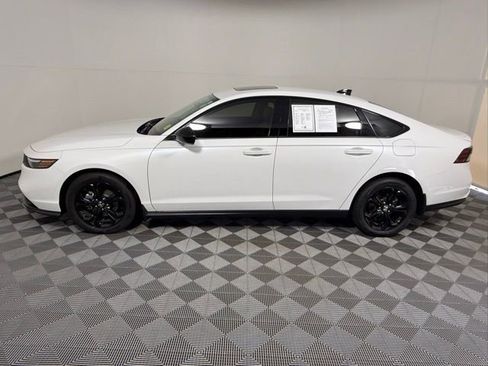 Used 2025 Honda Accord SE image 3