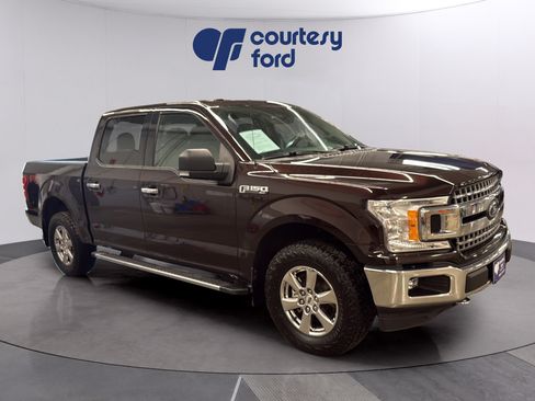 Used 2018 Ford F150 XLT w/ Equipment Group 302A Luxury AWD/4WD image 1
