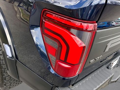 Used 2025 Ford F150 Raptor AWD/4WD image 49