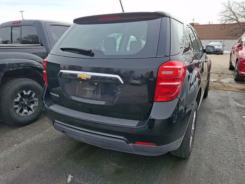 Used 2017 Chevrolet Equinox LS image 9