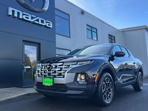 Used 2022 Hyundai Santa Cruz SEL image 2