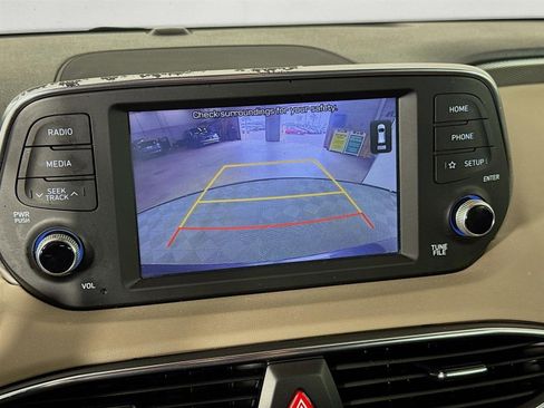 Used 2020 Hyundai Santa Fe SEL image 16
