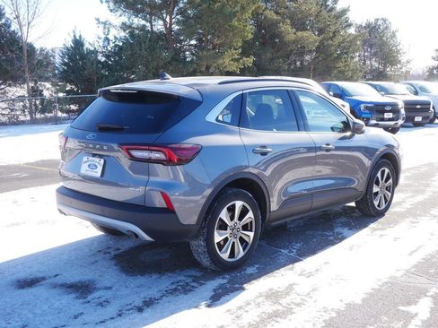 Certified 2024 Ford Escape Platinum image 5