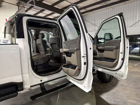 Used 2026 Ford F450 Platinum w/ Platinum Plus Package AWD/4WD image 26