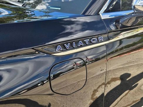 Used 2020 Lincoln Aviator Black Label Grand Touring w/ Class IV Trailer Tow Package image 10