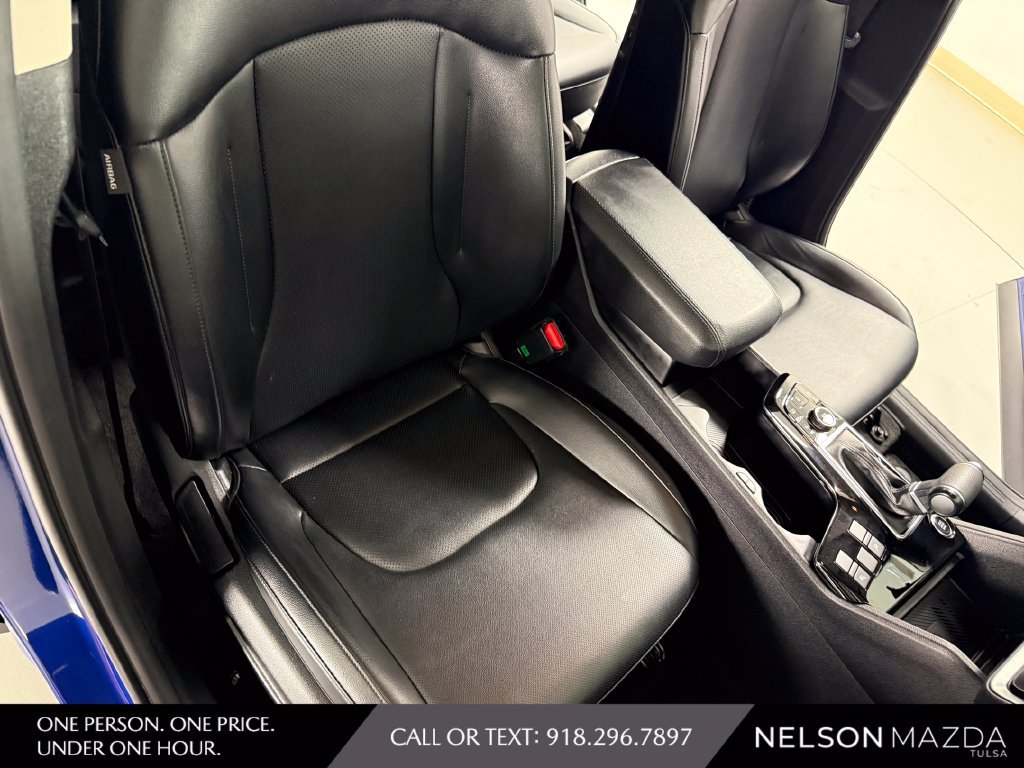 Used 2024 Kia Sportage EX FWD image 47