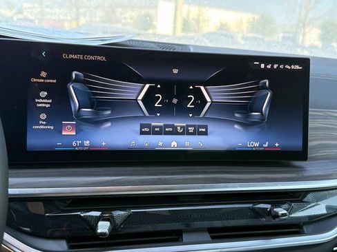 Used 2026 BMW X7 xDrive40i image 27