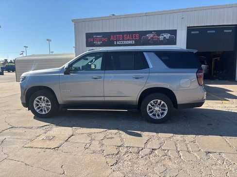Used 2025 Chevrolet Tahoe LT image 3