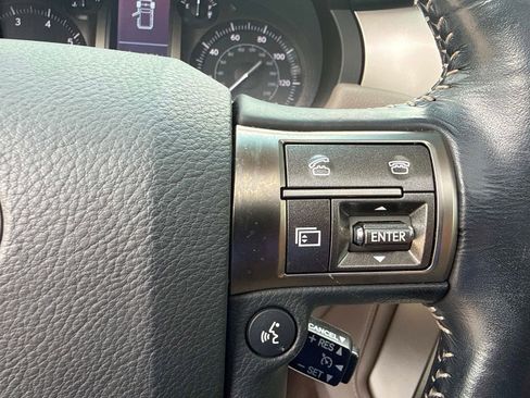 Used 2017 Lexus GX 460 Premium AWD/4WD image 29