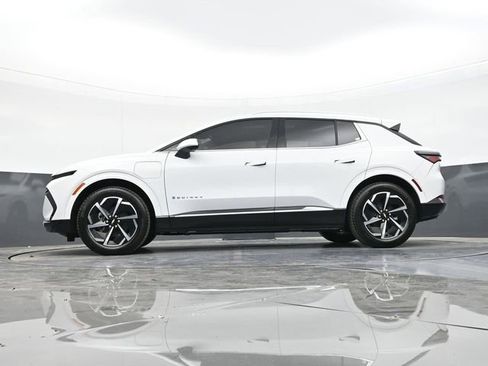 New 2025 Chevrolet Equinox EV LT image 56